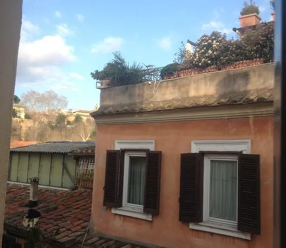 Over The Tiber Loft Apartment Rom