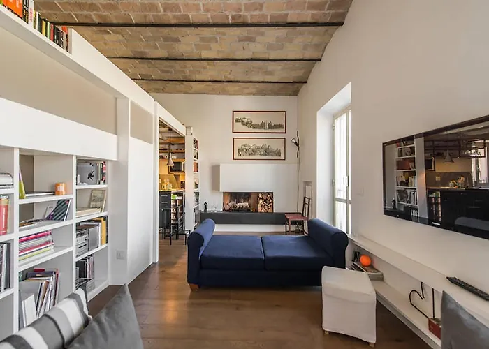 Over The Tiber Loft Apartment