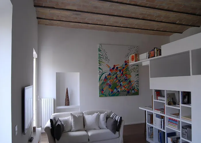 Apartment Over The Tiber Loft *