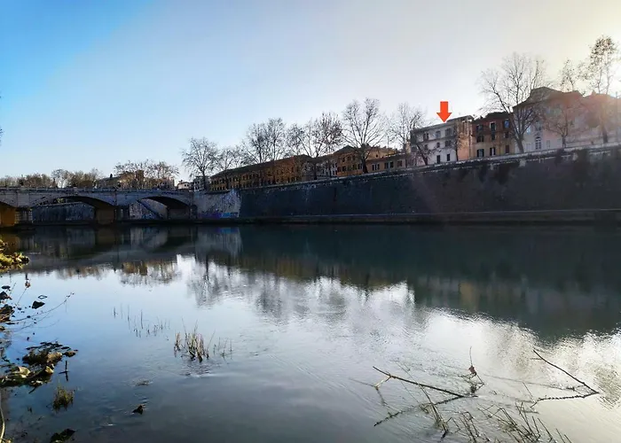 Over The Tiber Loft Rom